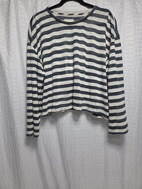 C&C California 100% Linen Long Sleeve Striped Crewneck Top. Size XL NWT